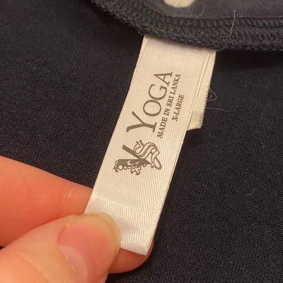 VICTORIA SECRET YOGA TOP - Picture 5 of 8